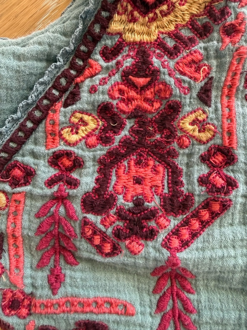 Sundance Light Blue Tunic with Pink and Gold Embroidery - Picture 4 of 5